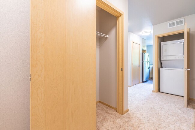 Interior Photo - Verse Seattle — Modern Living at the Heartbeat of the Central District