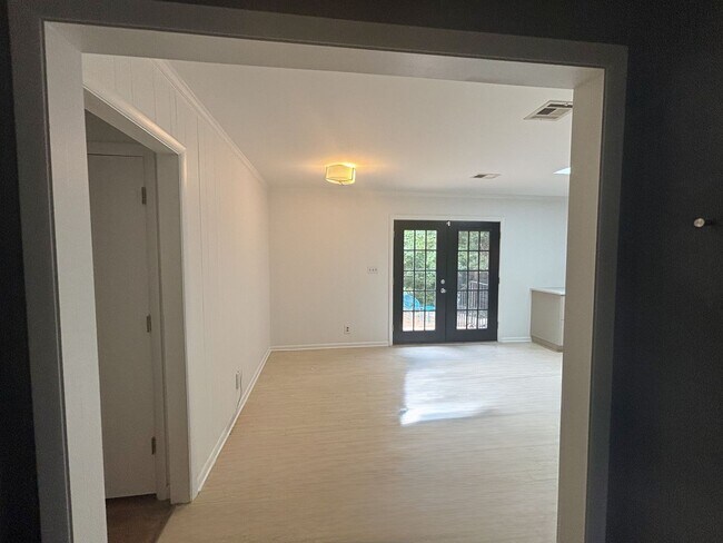 Building Photo - 6317 Percy Dr