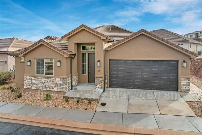 Building Photo - 2261 S Tonaquint Dr