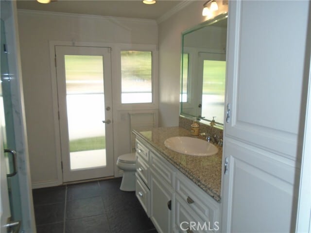 Building Photo - 790 Vía Santa Catarina