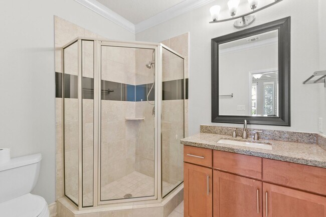 Building Photo - Luxury & Location: Spacious Home Minutes f...