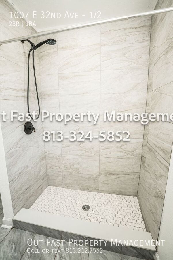 Building Photo - 1007 E 32nd Ave