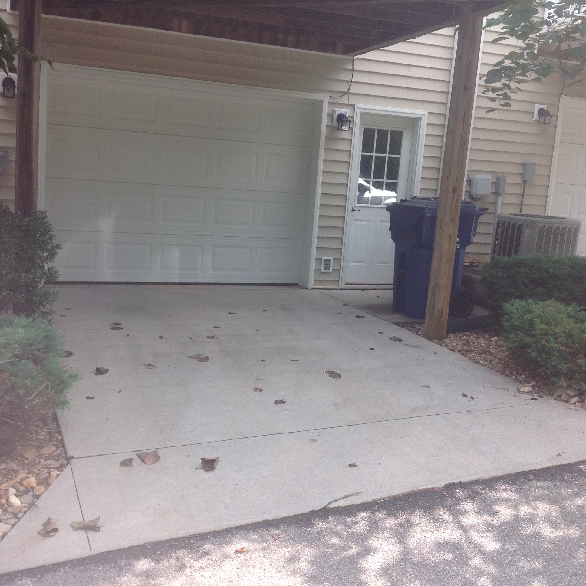 Garage Entrance - 1002 Enterprise Dr