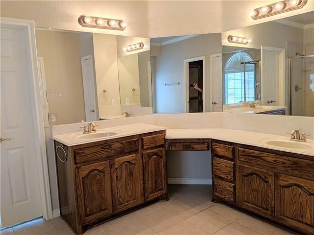 Building Photo - 213 Palomino Ct