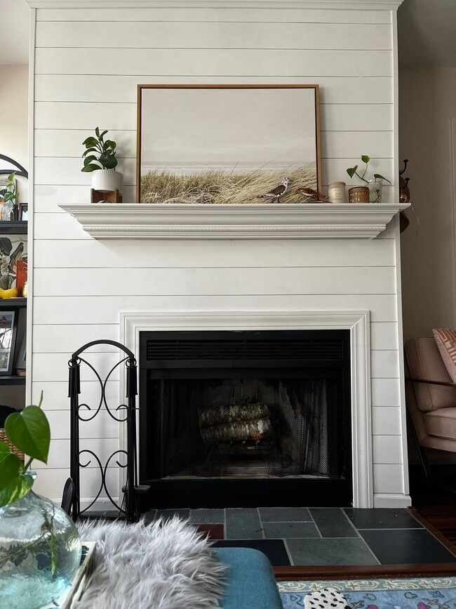 Building Photo - 1400 Hartford Tpke