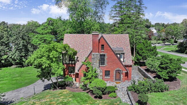 Building Photo - 11 Seaman Rd