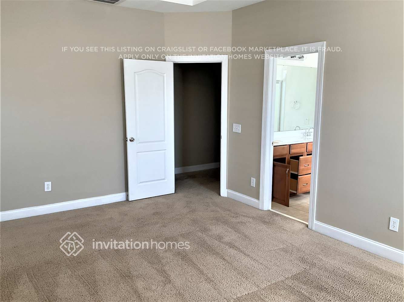 Building Photo - 10546 Alvarado Way