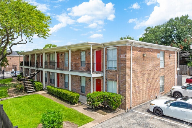 Building Photo - Crossings at Berkley Square