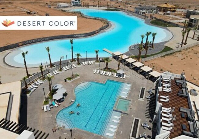 Building Photo - Desert Color Home!