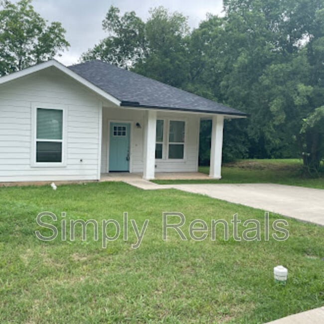 Primary Photo - 4012 3rd St