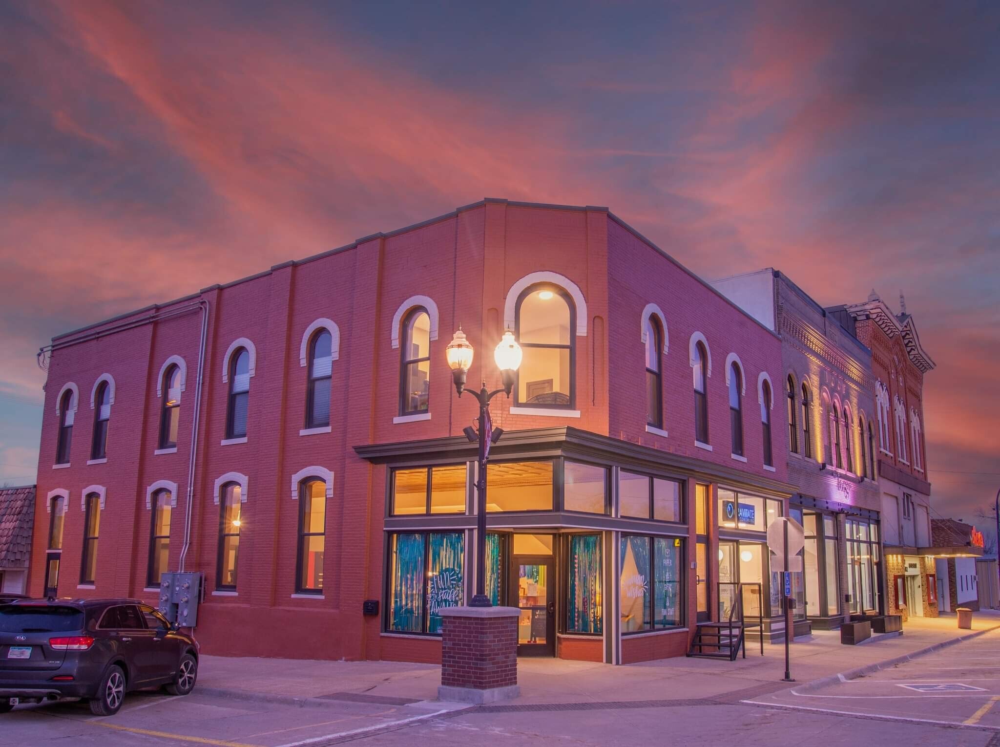 200 E State Street, Jefferson, IA - 200 E State St