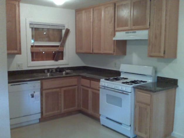 Building Photo - Charming 2-Bedroom Home in a Prime Location!