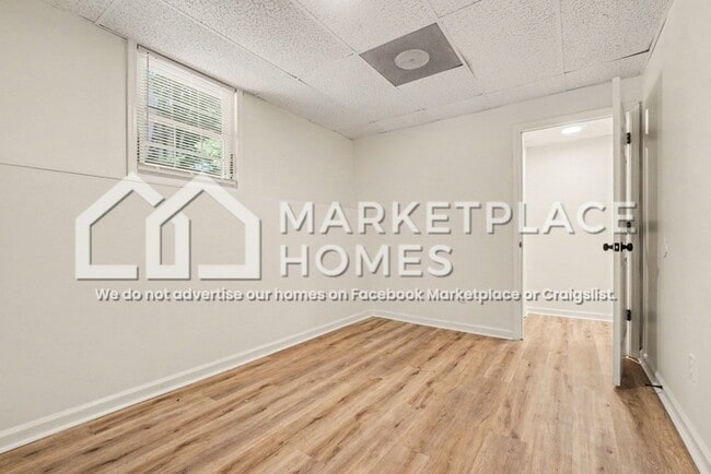 Building Photo - 7335 Hunters Ridge Dr