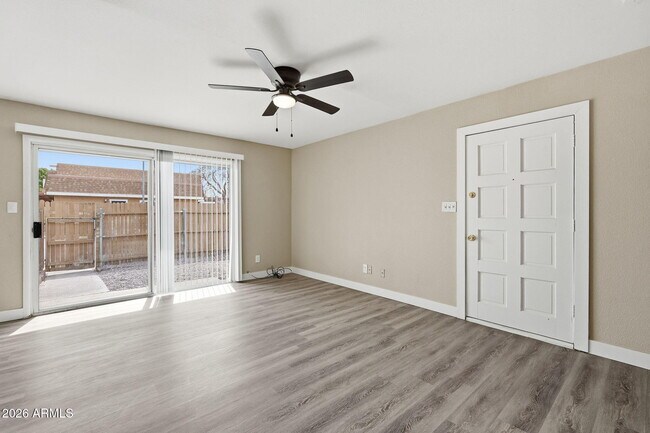 Building Photo - 8432 N 34th Dr