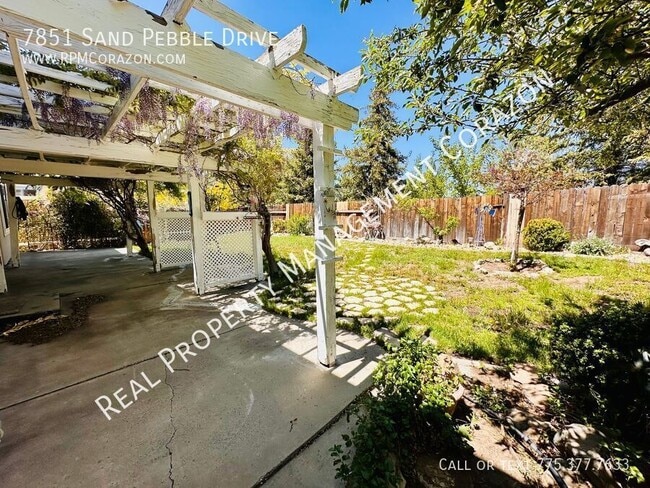 Building Photo - 7851 Sand Pebble Dr