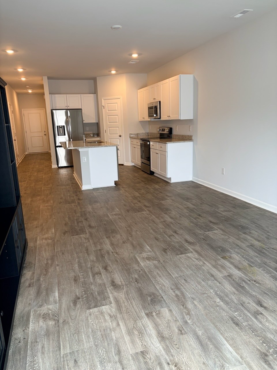 Building Photo - 209 Brackish Dr