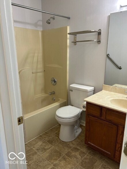 Building Photo - 6438 Thistle Bend