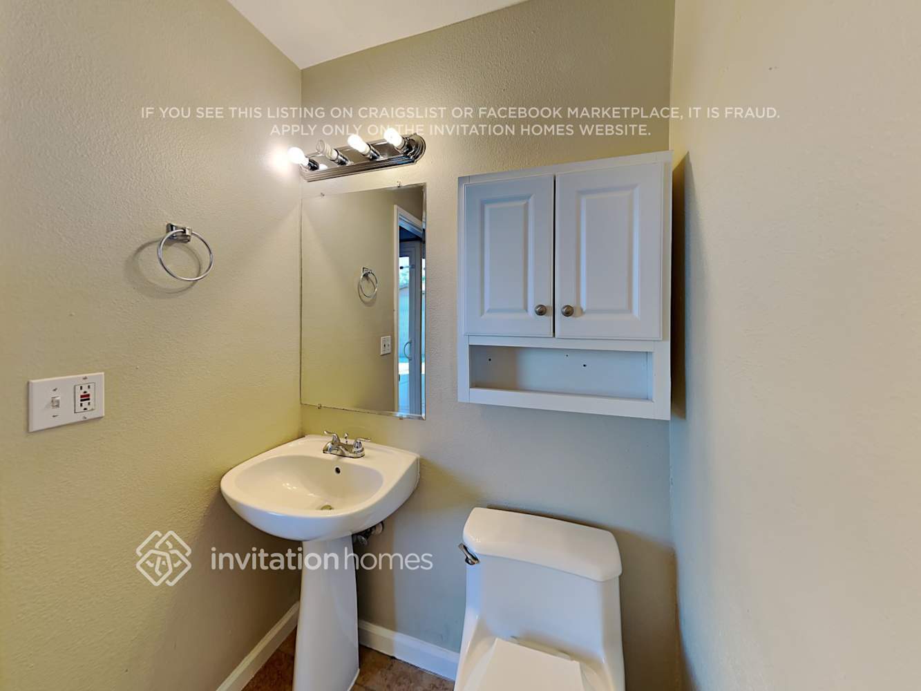 Building Photo - 3418 N 39th Ave