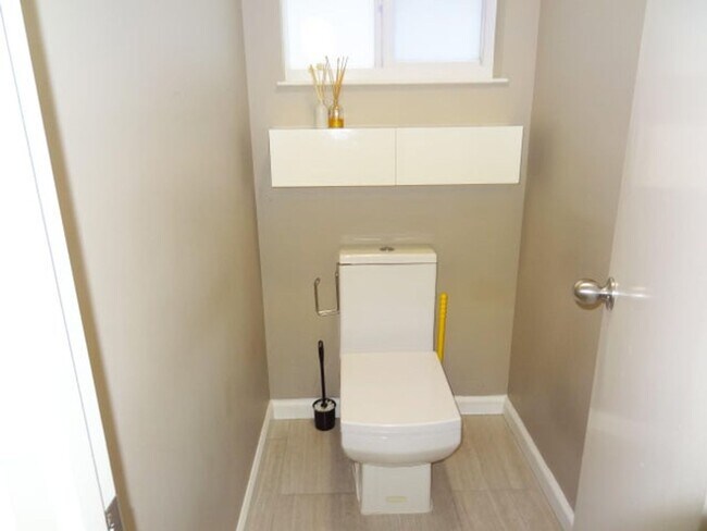 Building Photo - 11933 Waterwood Dr