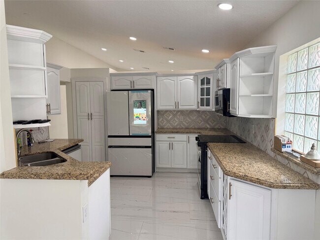 Building Photo - 3380 NW 78th Ave