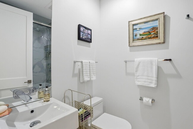 Building Photo - 3200 S Ocean Blvd