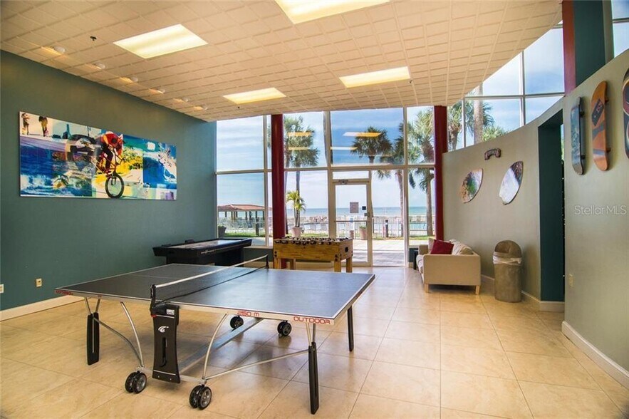 Game Room - 880 Mandalay Ave