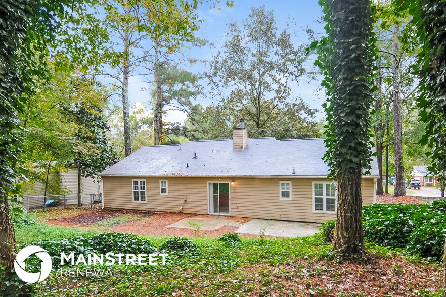 Building Photo - 129 Riverchase Dr