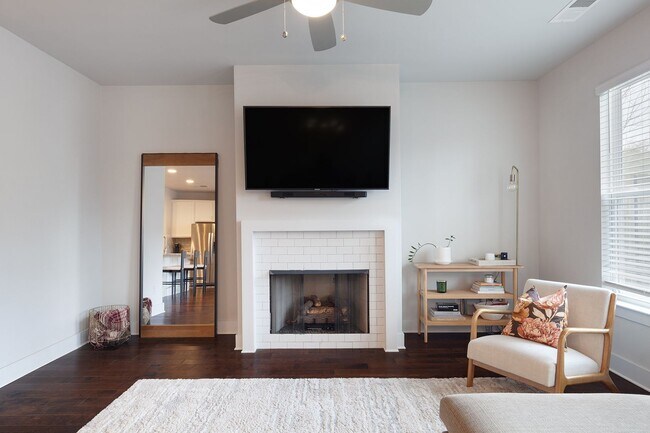 Building Photo - Modern Living in Heights at Grant Park – Prime Atlanta Location Near BeltLine & East Atlanta Village