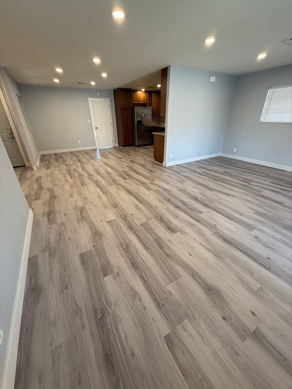 Building Photo - 2208 Glen Heather Way