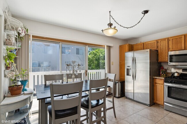 Building Photo - 1094 Manchester Cir