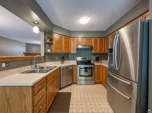 Building Photo - 902 Connecticut Ave