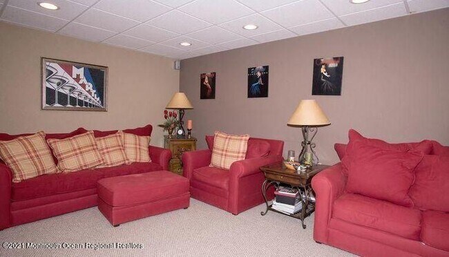 Building Photo - 467 Leesville Rd