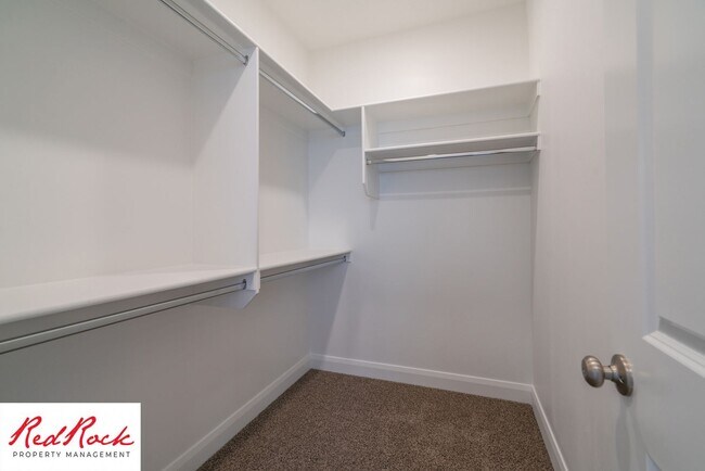 Building Photo - St. George 3 Bedroom Single-Level Home–$30...