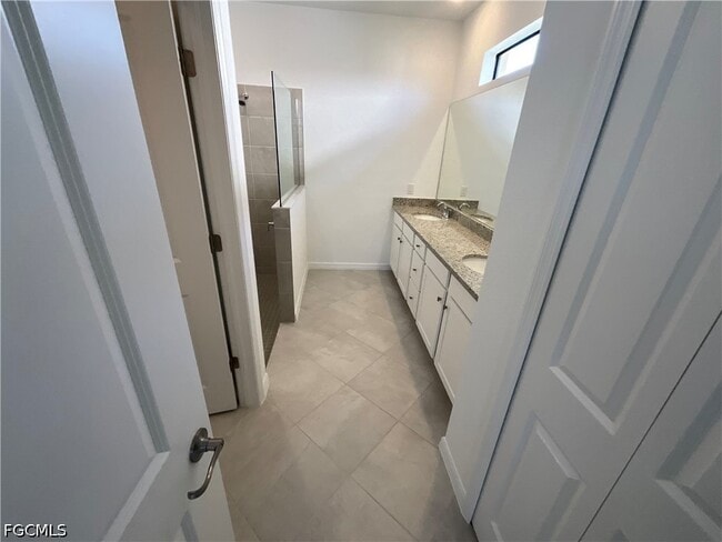 Building Photo - 14570 Palamos Cir