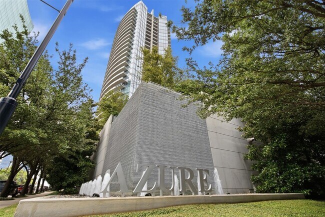 Building Photo - 2900 McKinnon St