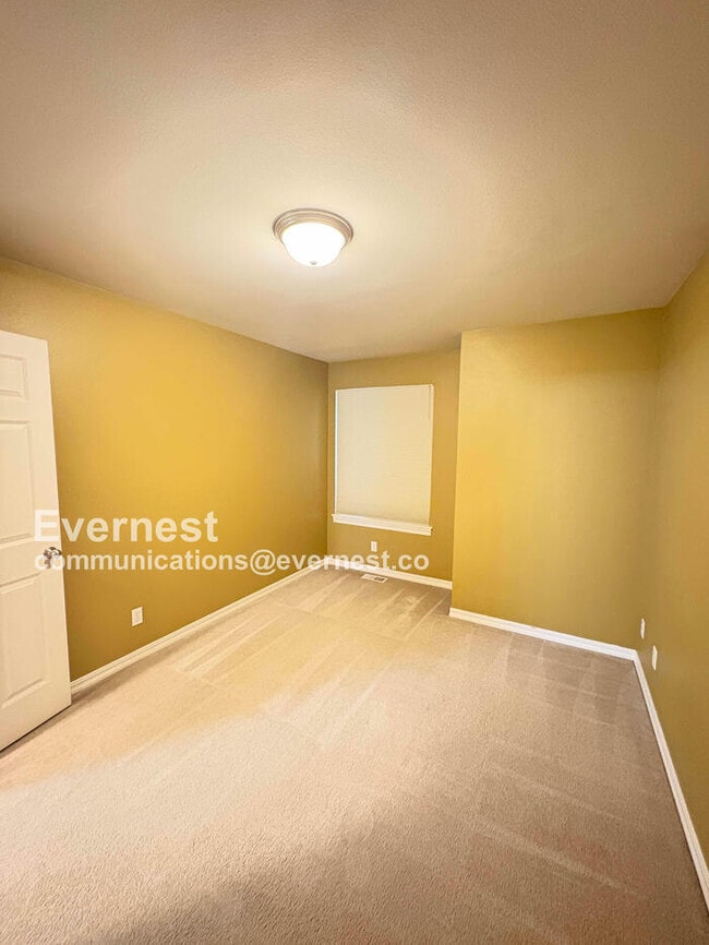 Building Photo - 8833 NE 178th St