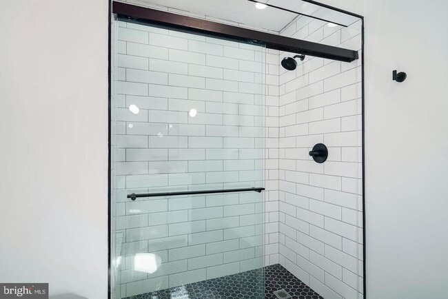 Building Photo - 1234 S 15th St