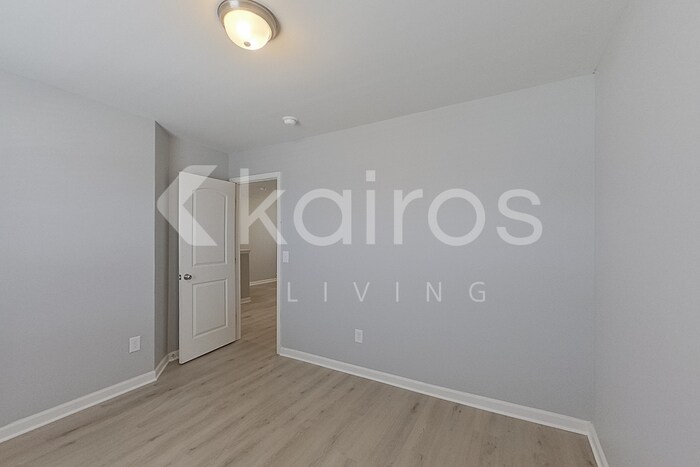 Building Photo - 2476 Whirlwind Ln