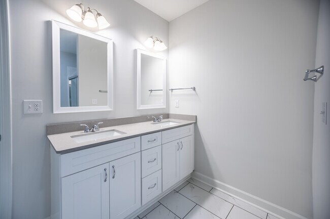 Building Photo - 7172 Paisley Cir