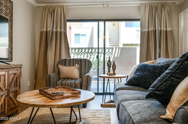 Building Photo - 3600 N Hayden Rd