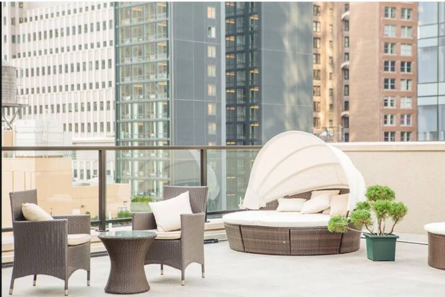 Building Photo - 46 Nassau St