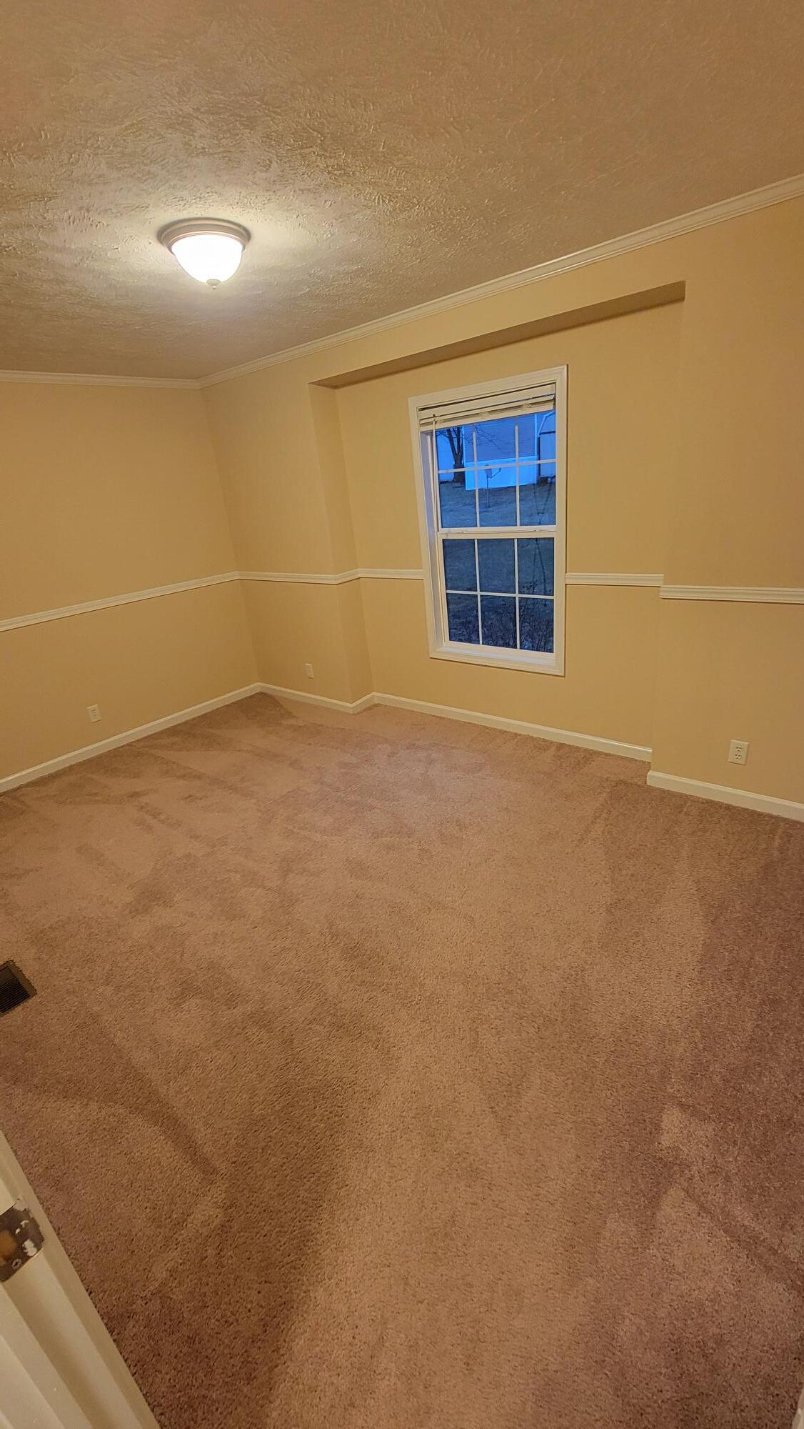 Building Photo - 84 W Sourwood Dr