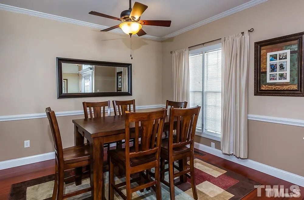 Building Photo - 102 Poplar Knoll Ct