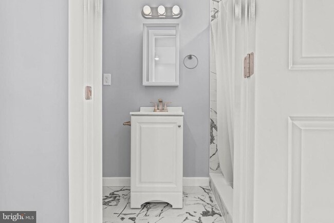 Building Photo - 2046 N Carlisle St