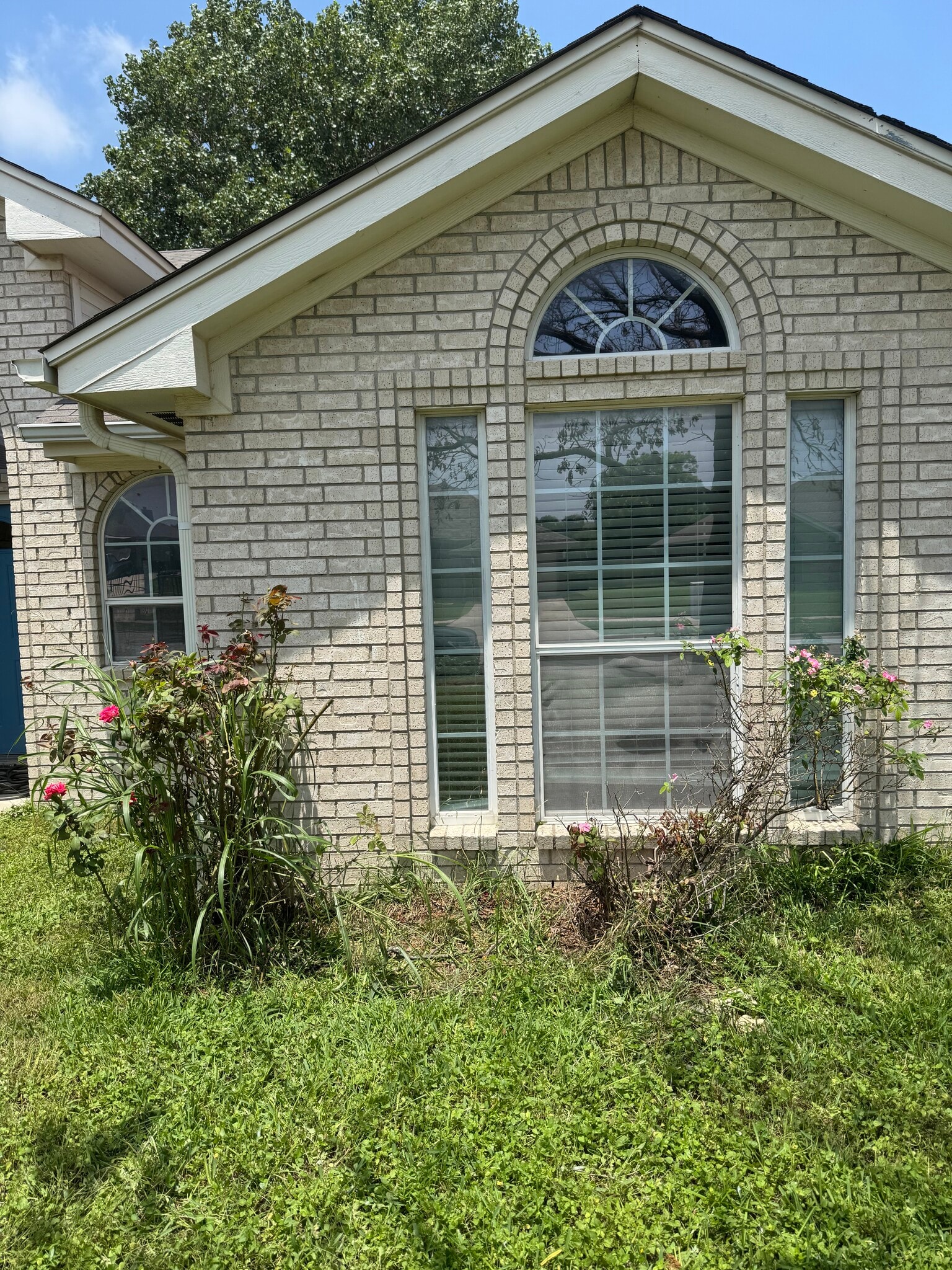 Front house - 4301 Capri Dr