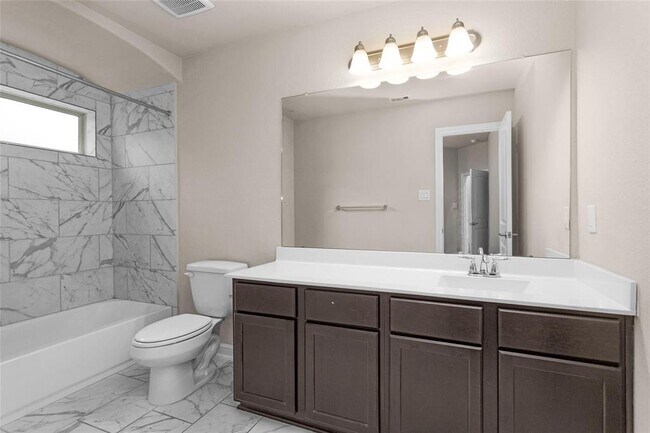 Building Photo - 236 Redwood Cyn Trl