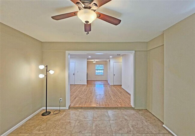 Primary Photo - 47 Monet Ct NW