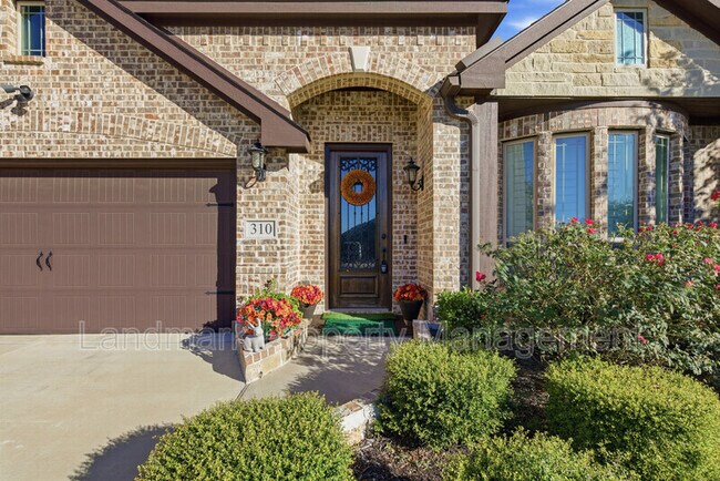 Building Photo - 310 Marigold Ct