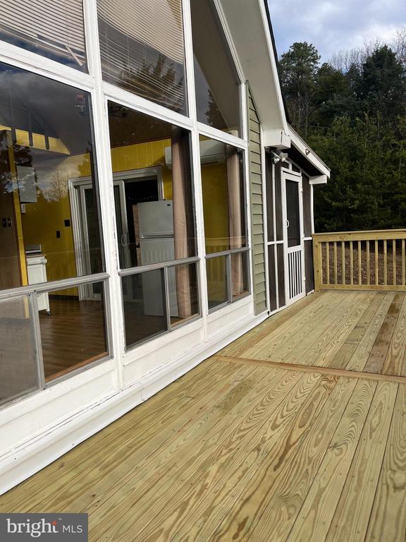 Building Photo - 265 Hill Climb Rd