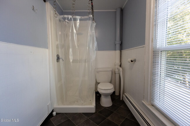 Building Photo - 104 Lawrence St